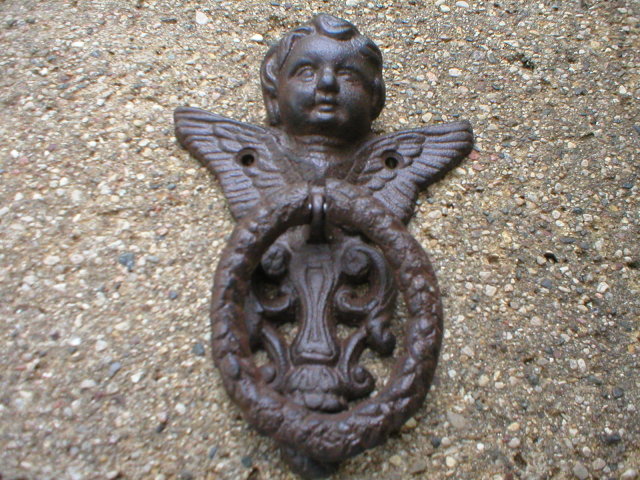 ANGEL DOOR KNOCKER CAST IRON