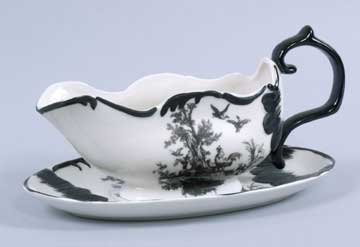 PORCELAIN ROOSTER COUNTRY SCENE GRAVY BOAT COLLECTOR GLASS L