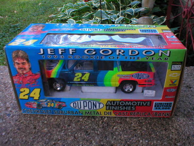 JEFF GORDON 1:25 DUPONT 1993 CHEVROLET SUBURBAN DIECAST BANK