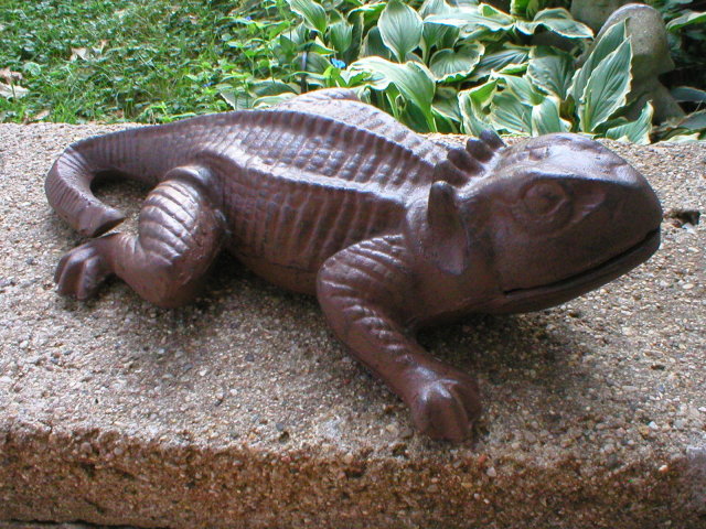 CAST IRON LIZARD HOME GARDEN DECOR L