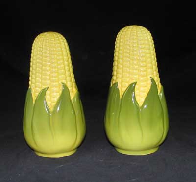 TALL CORN KING SALT & PEPPER SET MARKED SHAWNEE