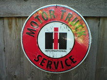 INTERNATIONAL MOTOR TRUCK SERVICE ROUND SIGN
