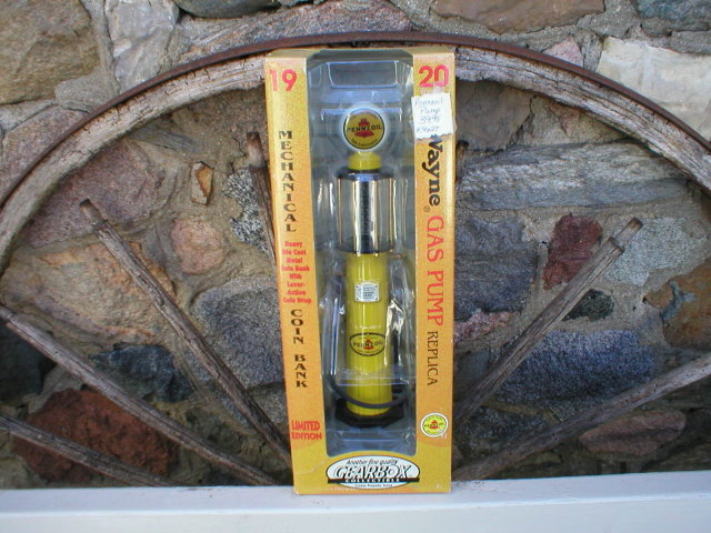 1920 WAYNE PENNZOIL GAS PUMP MECHANICAL COIN BANK