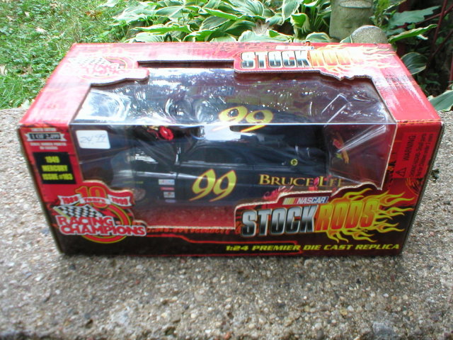 BRUCE LEE DIECAST 1:24 1949 MERCURY STOCK RODS