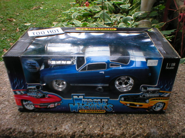 1966 1:18 DIECAST FORD MUSTANG MUSCLE CAR