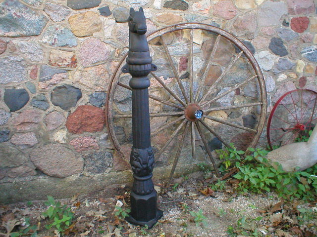 BIG CAST IRON HORSEHEAD HITCHING POST HOME DECK GARDEN DECOR H