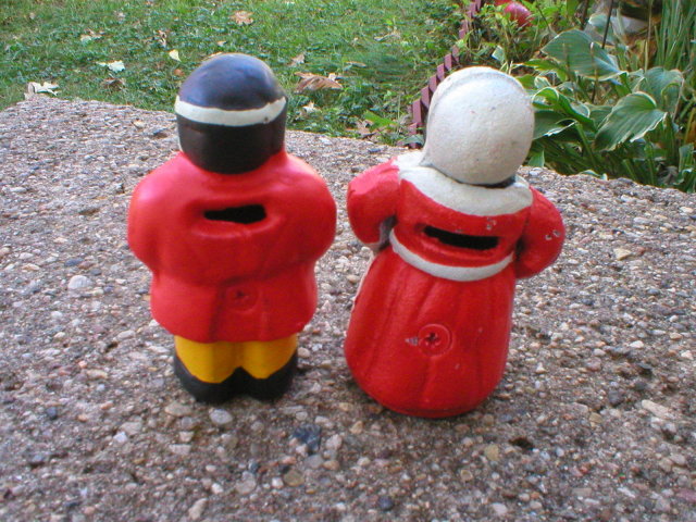 ONE SET CAST IRON AUNT JEMIMA MOSES DIME BANKS M