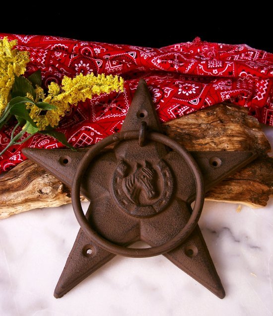 STAR DOOR KNOCKER CAST IRON