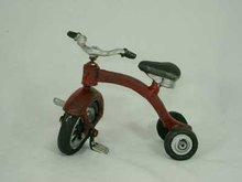 SMALL CAST IRON TOY TRICYCLE T
