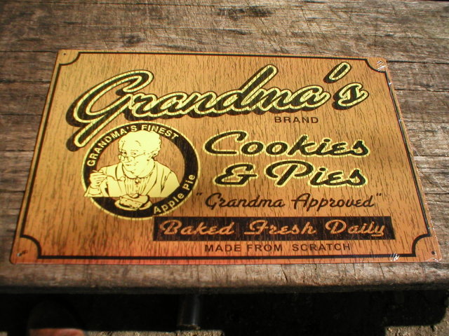 GRANDMA'S COOKIES & PIES TIN SIGN METAL RETRO ADV SIGNS M