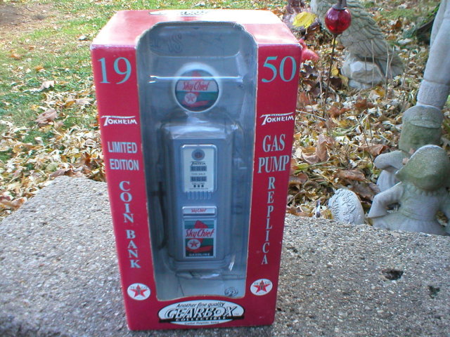 1950 TOKHEIM TEXACO SKYCHIEF GASOLINE DIECAST GAS PUMP S