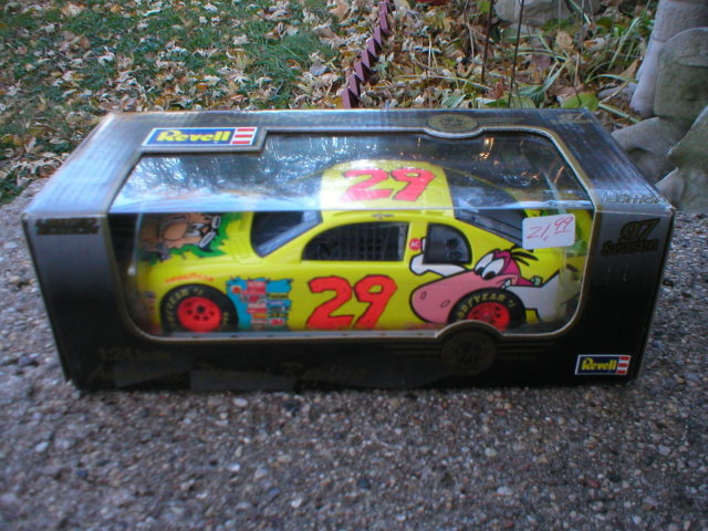 REVELL 1:24 STEVE GRISSOM #29 FLINTSTONE LOGO