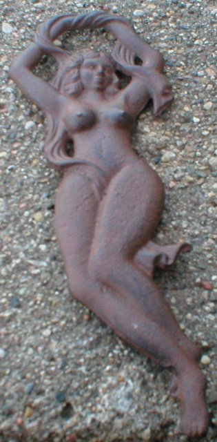 LADY BOTTLE OPENER CAST IRON NAKED WOMAN O