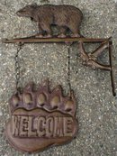 BEAR WELCOME SIGN WALL MOUNT B