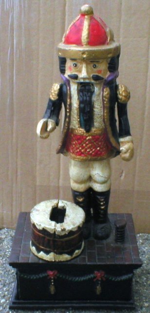 NUT CRACKER CAST IRON MECHANICAL BANK N