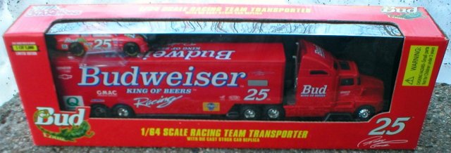 BUDWEISER 1:64 RACING TEAM TRANSPORTER RED SEMI w/CAR