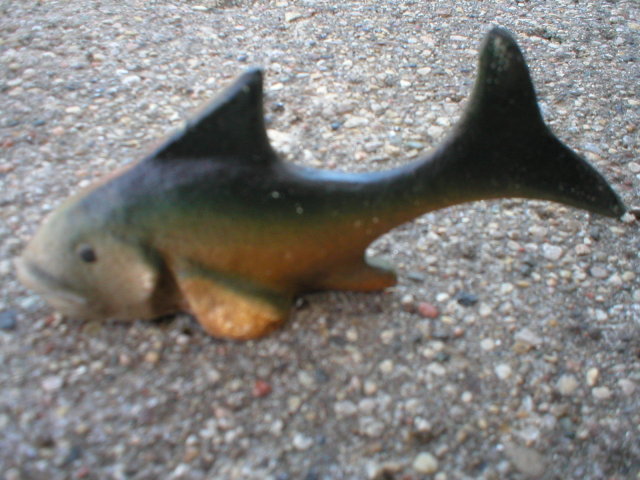 FISH BOTTLE OPENER CAST IRON F