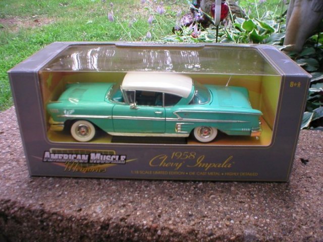 1958 1:18 GREEN CHEVROLET IMPALA 2 DOOR HARDTOP ERTL AMERICAN MUSCLE