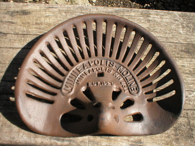 MINNEAPOLIS MOLINE CAST IRON BAR STOOL TRACTOR SEAT M