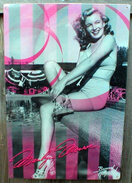 MARILYN MONROE TIN SIGN METAL ADV SIGNS M