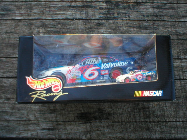 VALVOLINE DIECAST HOT WHEELS 1:24 DIECAST 1998 CAR M