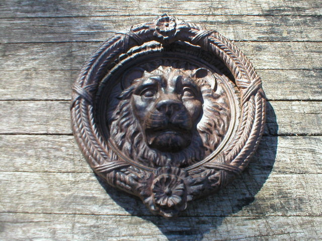 LION DOORKNOCKER CAST IRON IRONWARE DECOR C