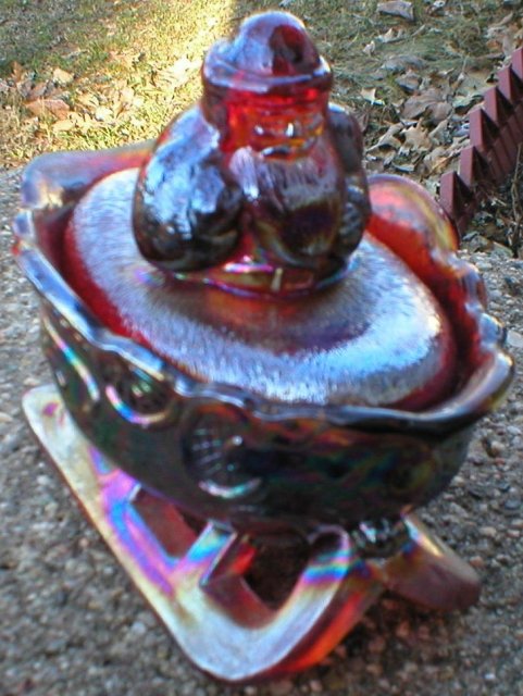 RED CARNIVAL SANTA SLEIGH TWO PIECE GLASSWARE S