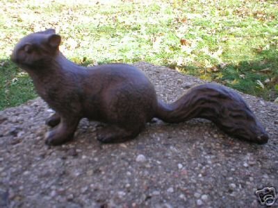 VINTAGE STYLE CAST IRON SQUIRREL YARD GARDEN DOORSTOP S