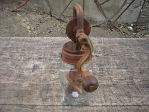 DAZEY BUTTER CHURN SMALL GLASS