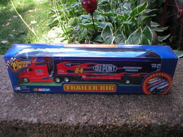 JEFF GORDON 1:64 DUPONT TRAILER RIG