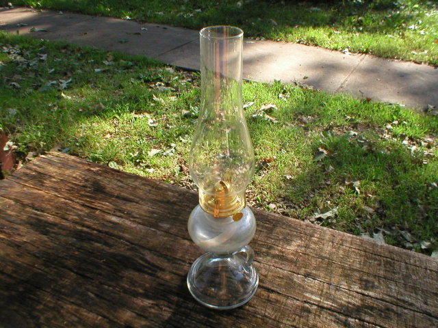 ANTIQUE OIL LAMP VINTAGE LANTERN FINGER LAMPS O