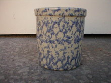 ROBINSON RANSBOTTOM ONE QUART BLUE HIGH JAR