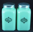 JADE SQUARE SALT PEPPER SET OVAL LOGO