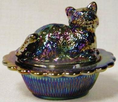 CAT SALT CELLAR CAT AMETHYST CARNIVAL GLASS