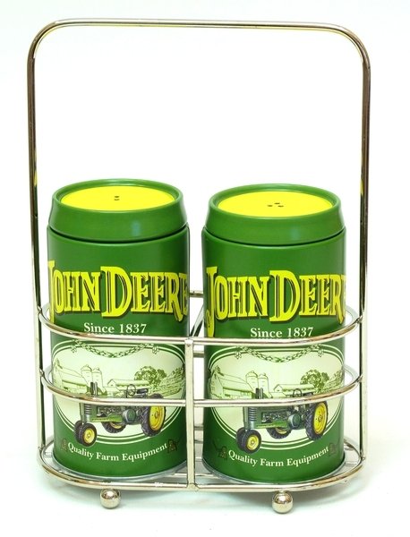 JOHN DEERE SALT PEPPER SET