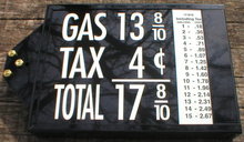 LARGE PRICE BOX VISIBLE GAS PUMP
