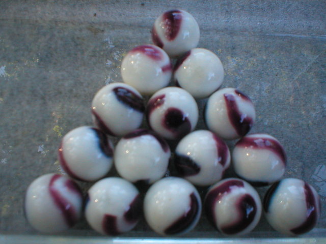 PURPLE WHITE SHOOTER MARBLES TWO POUNDS ONE INCH