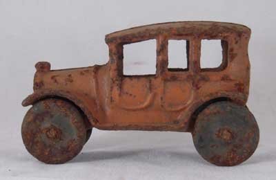 TOY CAR AGED CAST IRON