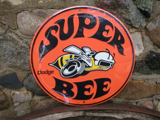DODGE SUPER BEE ROUND METAL SIGN