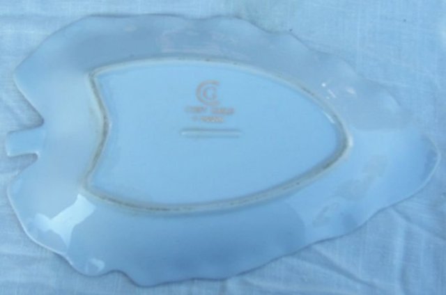 Vintage Large Leaf Serving Dish with Gold Trim