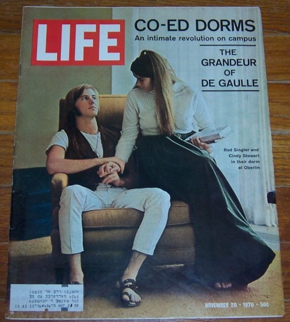 Life Magazine November 20, 1970 Co-Ed Dorms on cover