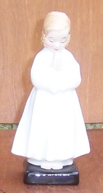 Vintage Royal Doulton Little Girl Praying Figurine Bedtime
