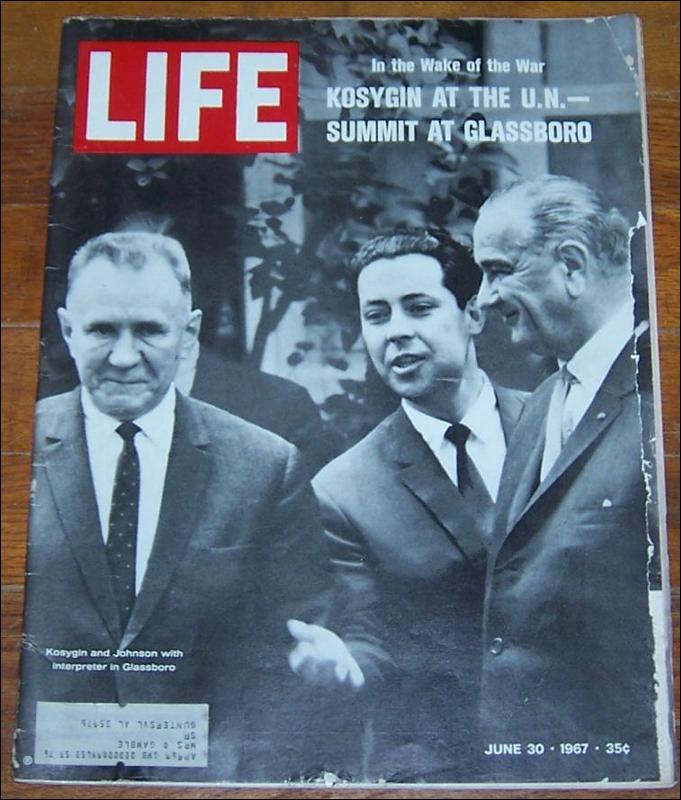 Life Magazine June 30, 1967 Kosygin at the UN Summit at Glassboro on the cover