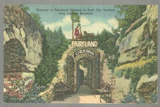 Postcard of Entrance to Fairyland Caverns, Rock City Gardens, Tennessee