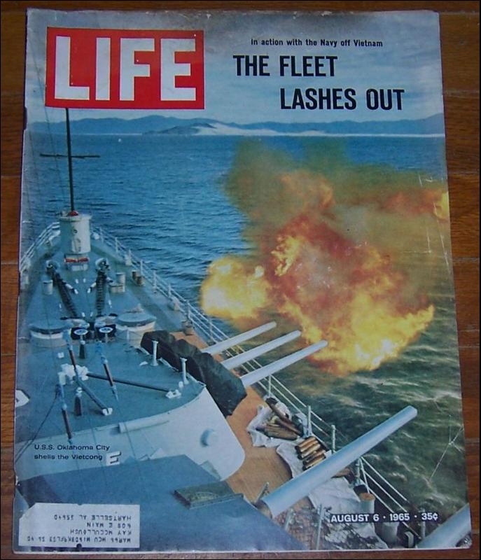 Life Magazine August 6, 1965 The Fleet Lashes Out off Vietnam on cover
