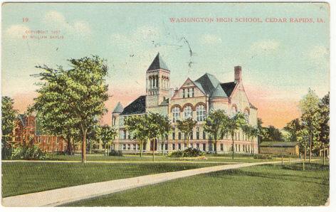 Postcard of Washington High School, Cedar Rapids, Iowa