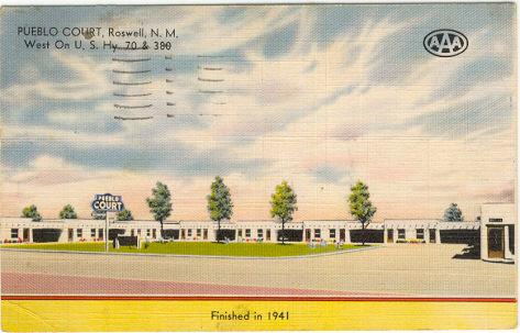 Postcard of Pueblo Court, Roswell, New Mexico 1944