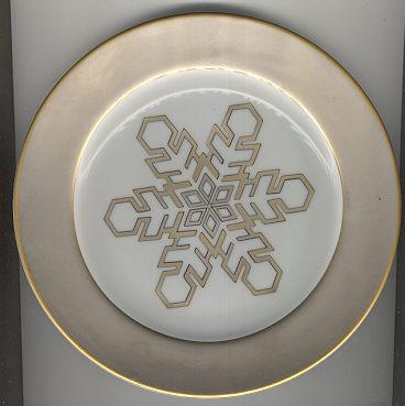American Atelier Flurries Desert Plate