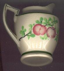 Made in Japan Creamer with Fruits & Leaves