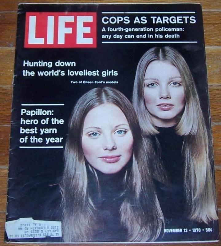 Life Magazine November 13, 1970 Two of Eileen Ford's Models on cover